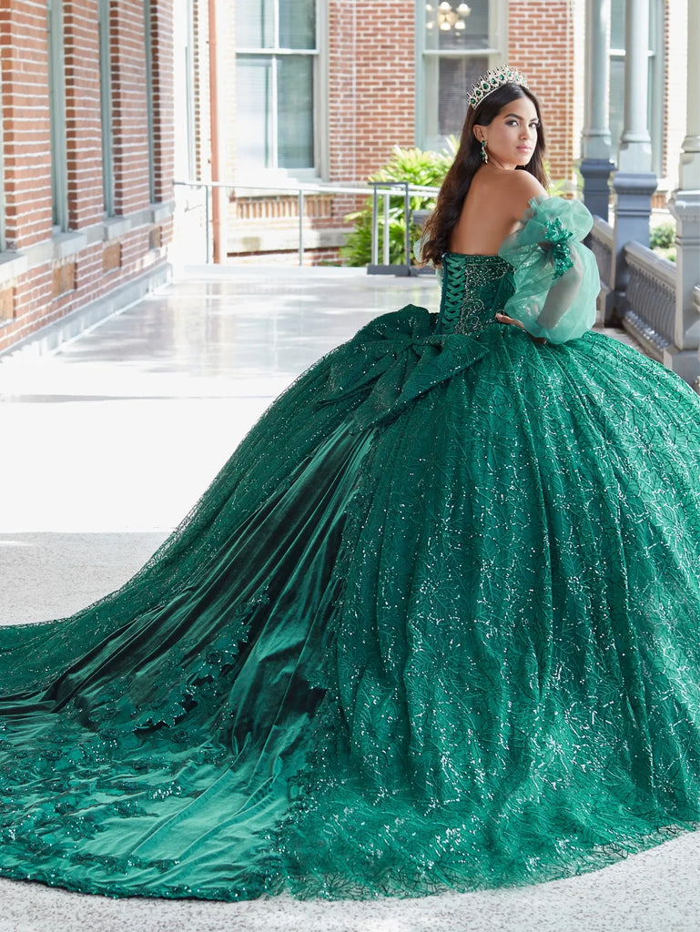 House of Wu Quinceañera Collection 26054 in Emerald Green size 8