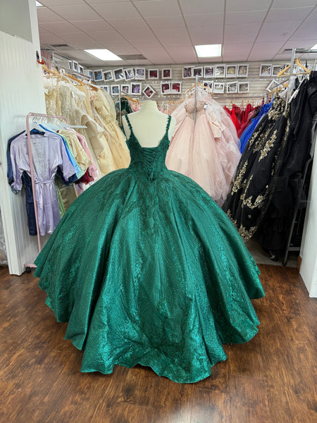 Zeia Couture in Emerald Green size 10