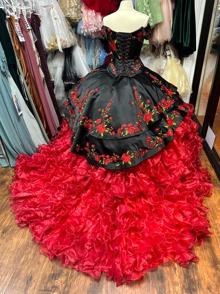 LA Glitter Charro 2 piece dress 24081 in black and red size 8