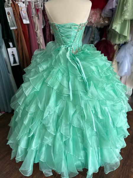 Strapless Quinceanera dress in Mint Color, size 6