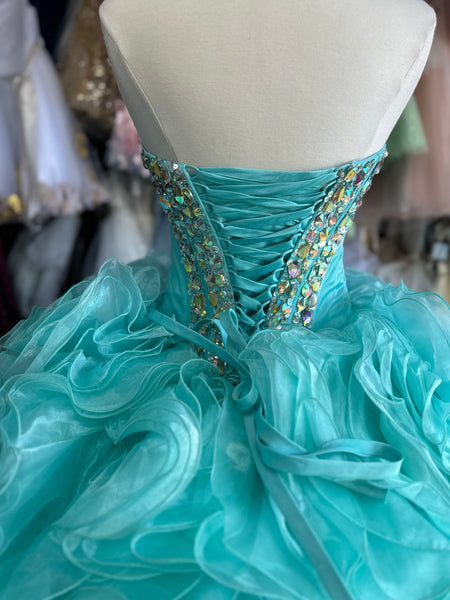 Mary's Bridal 4T105 in Aqua size 10