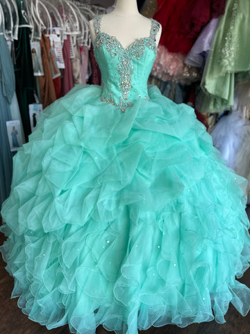 Morilee 89023 in mint color size 6